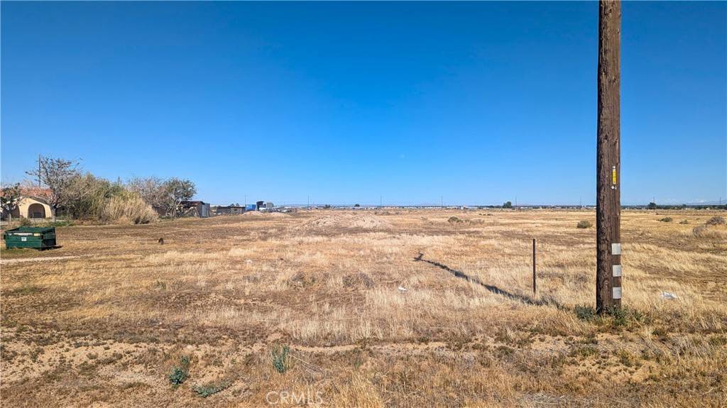Lancaster, CA 93536,60 Avenue H10