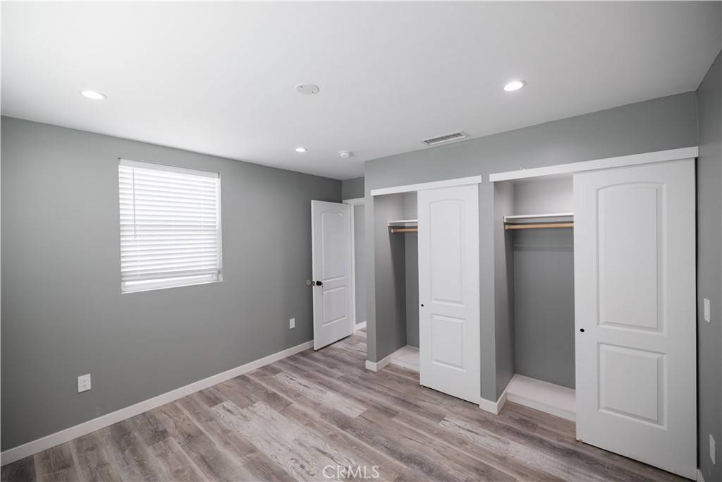 San Fernando, CA 91340,13318 Corcoran