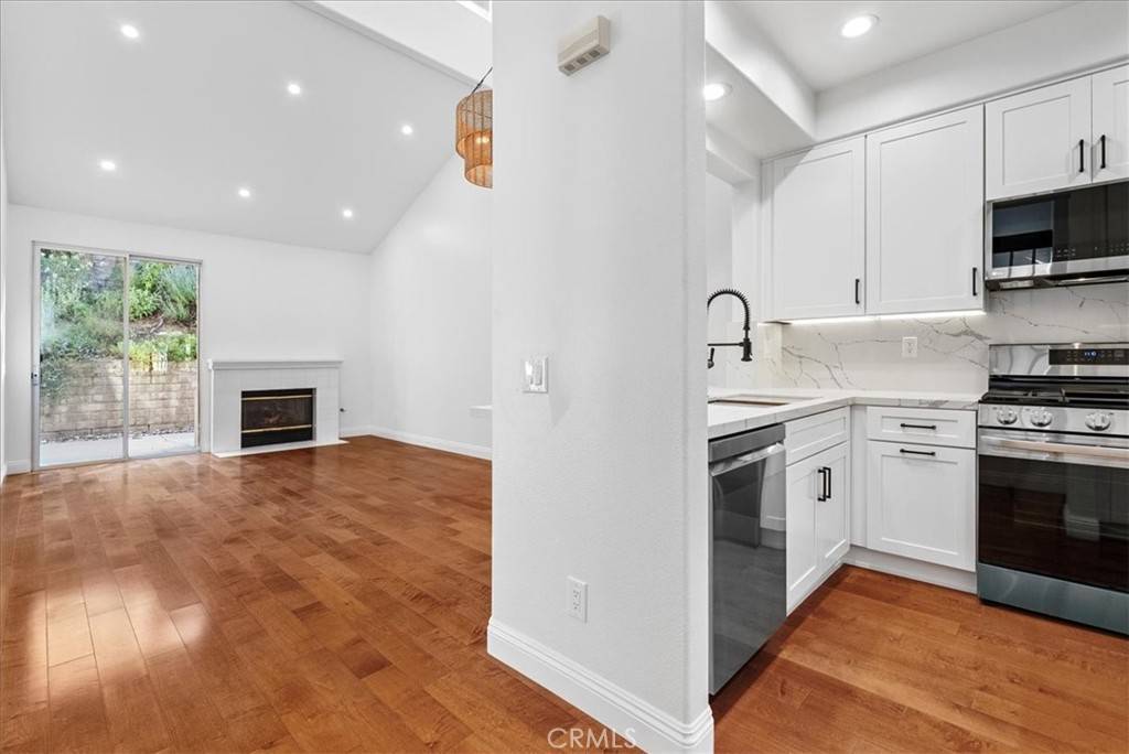 Oak Park, CA 91377,482 Belcaro WAY