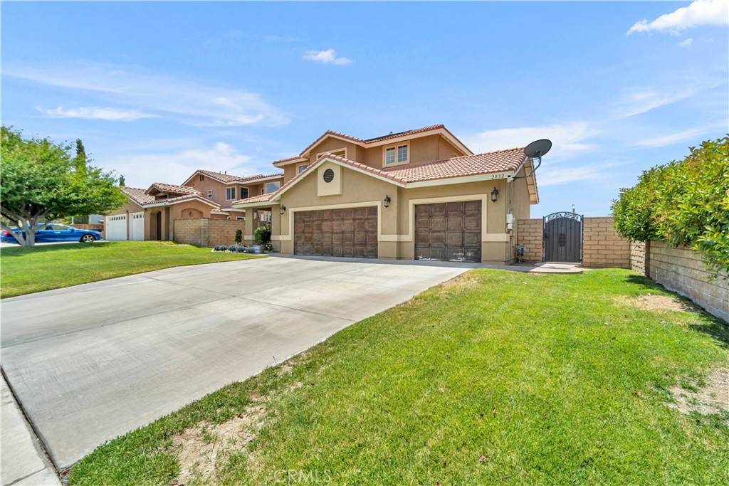 Rosamond, CA 93560,2832 Owens WAY