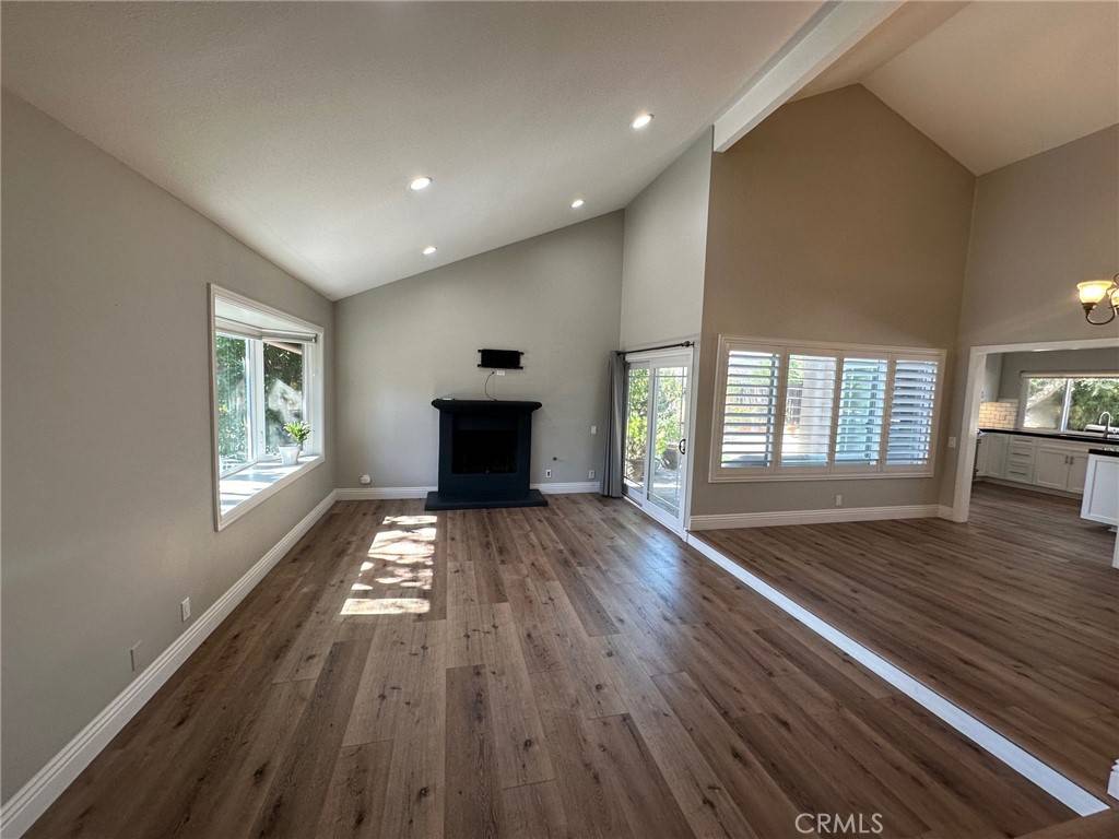 Westlake Village, CA 91362,2909 Salmon River CIR