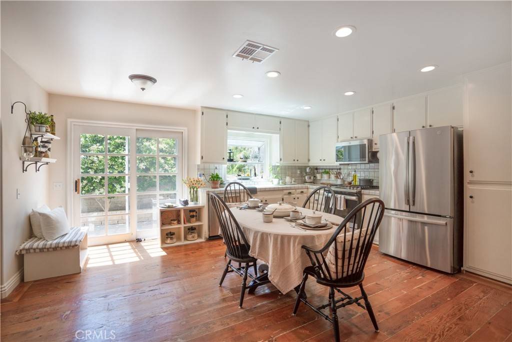 Newhall, CA 91321,23538 Arlen DR