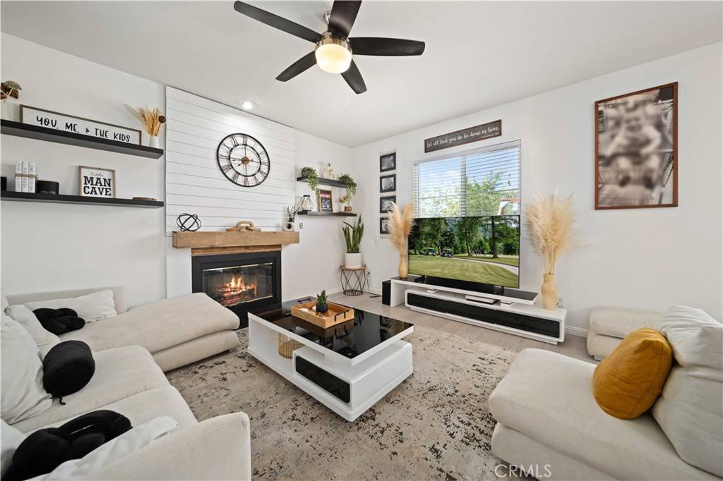 Palmdale, CA 93551,2641 Senna LN