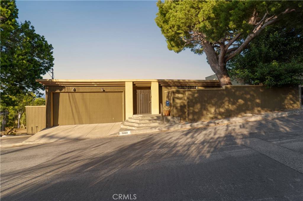 Studio City, CA 91604,3230 Wrightwood DR