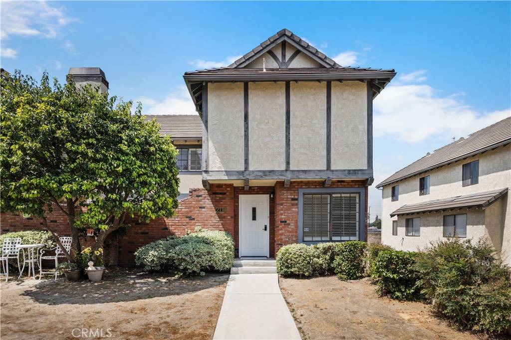 Winnetka, CA 91306,8211 Winnetka AVE #201
