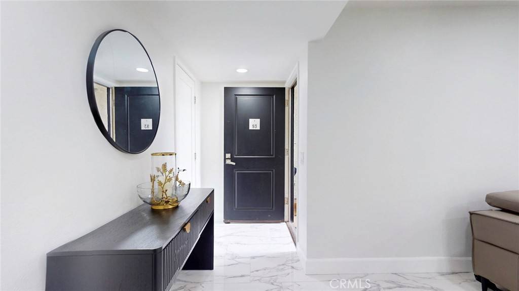 Calabasas, CA 91302,4632 Park Granada #93