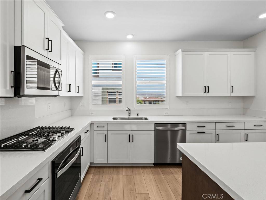 27148 Valley Oak PL Valencia, CA 91381