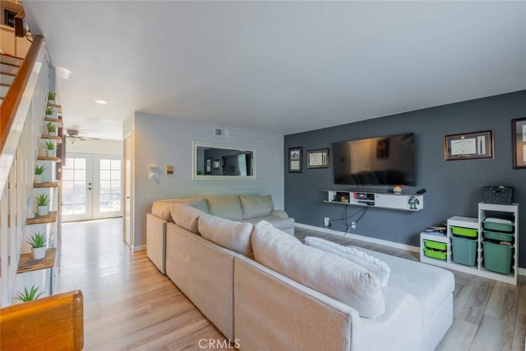 Sylmar, CA 91342,14344 Foothill BLVD #405
