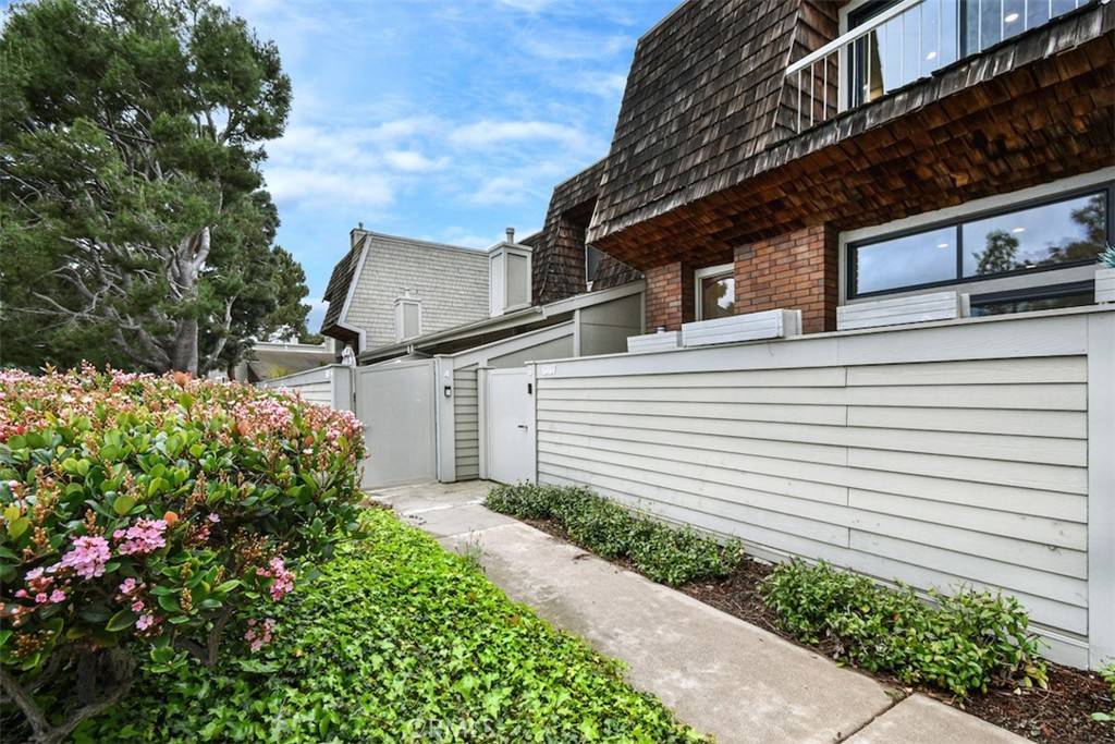 Marina Del Rey, CA 90292,13107 Mindanao WAY #3