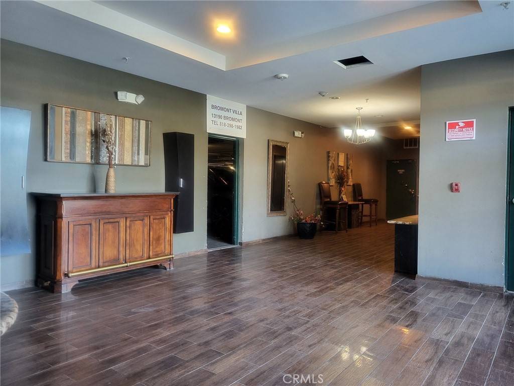 Sylmar, CA 91342,13190 Bromont AVE #113
