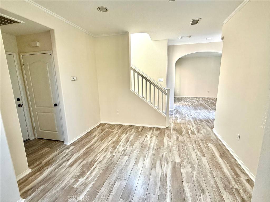 Porter Ranch, CA 91326,20030 Pienza LN