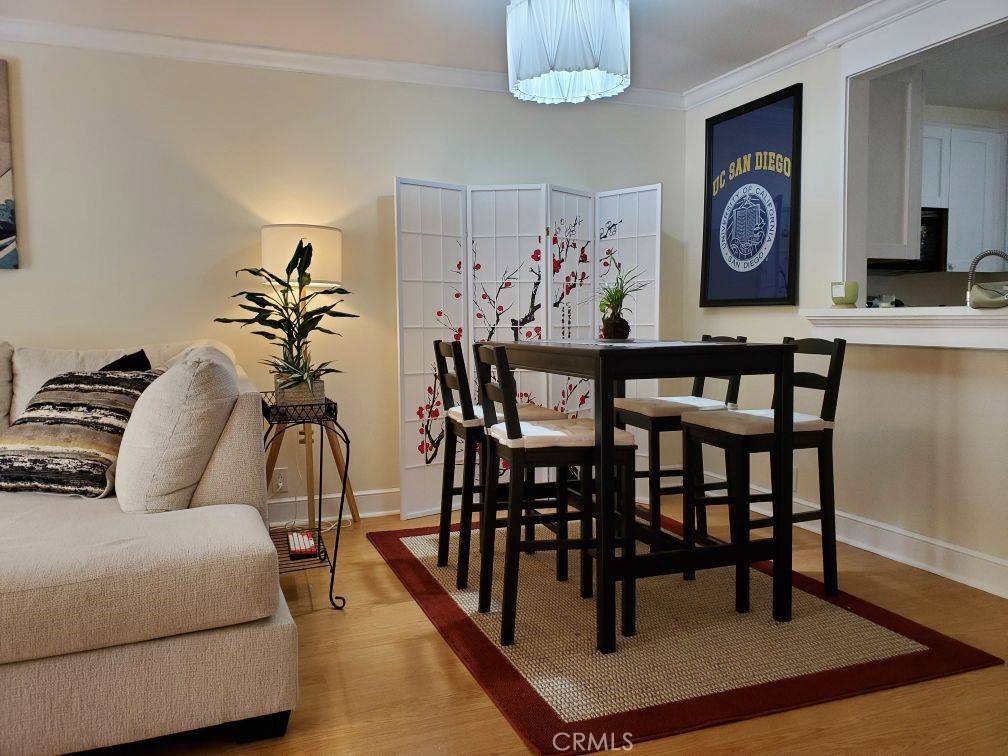 La Jolla, CA 92037,8840 Villa La Jolla DR #220