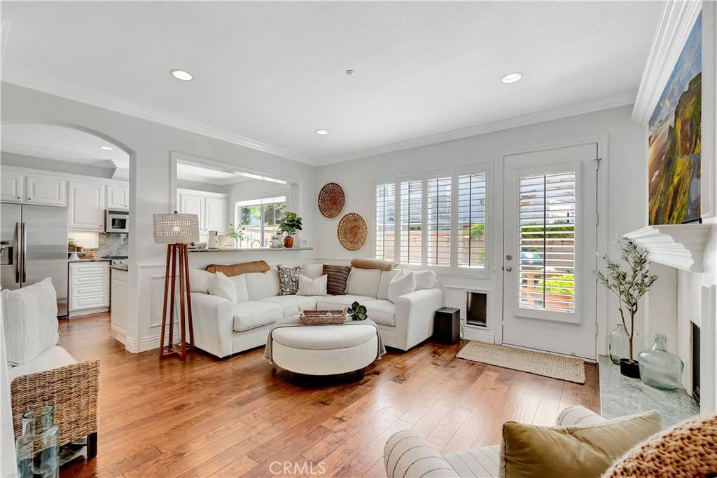 San Clemente, CA 92673,6 Camino Celeste