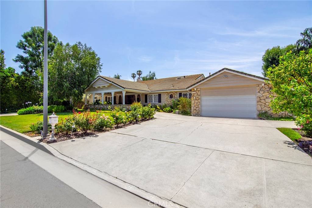 Woodland Hills, CA 91364,19842 Santa Rita ST