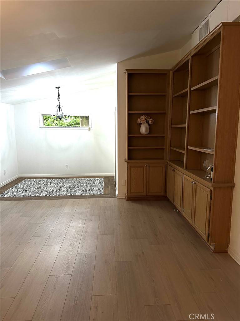 Woodland Hills, CA 91367,20808 Martha ST