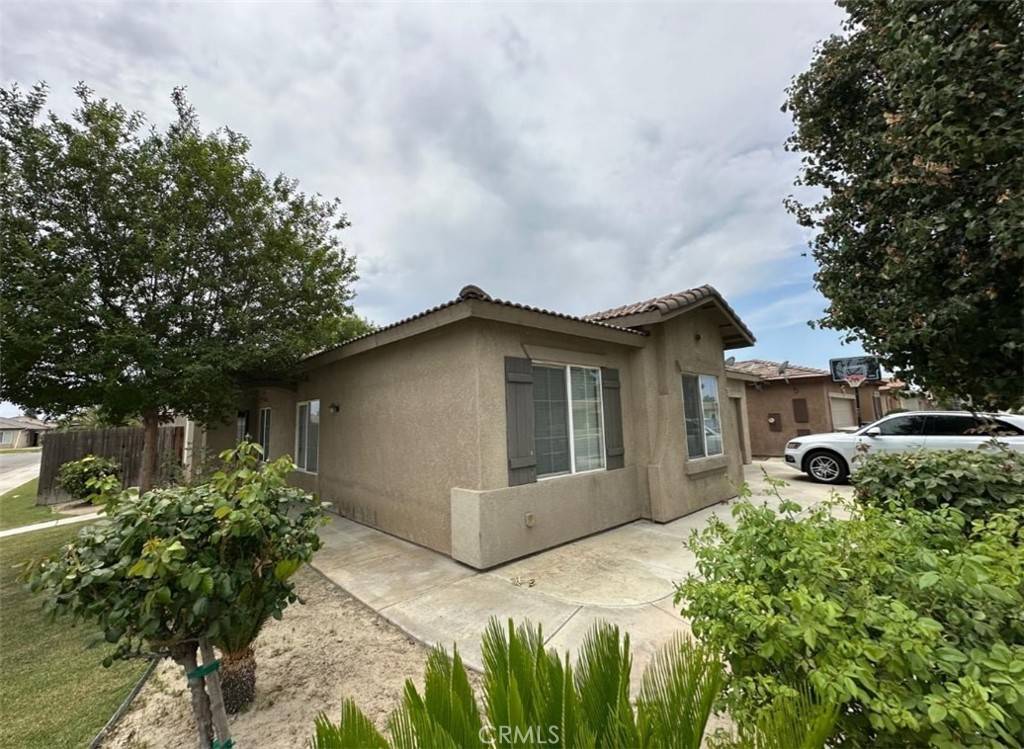 Bakersfield, CA 93313,2403 Trapper ST
