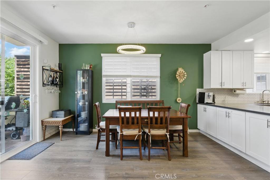 Studio City, CA 91602,11445 Moorpark ST #12