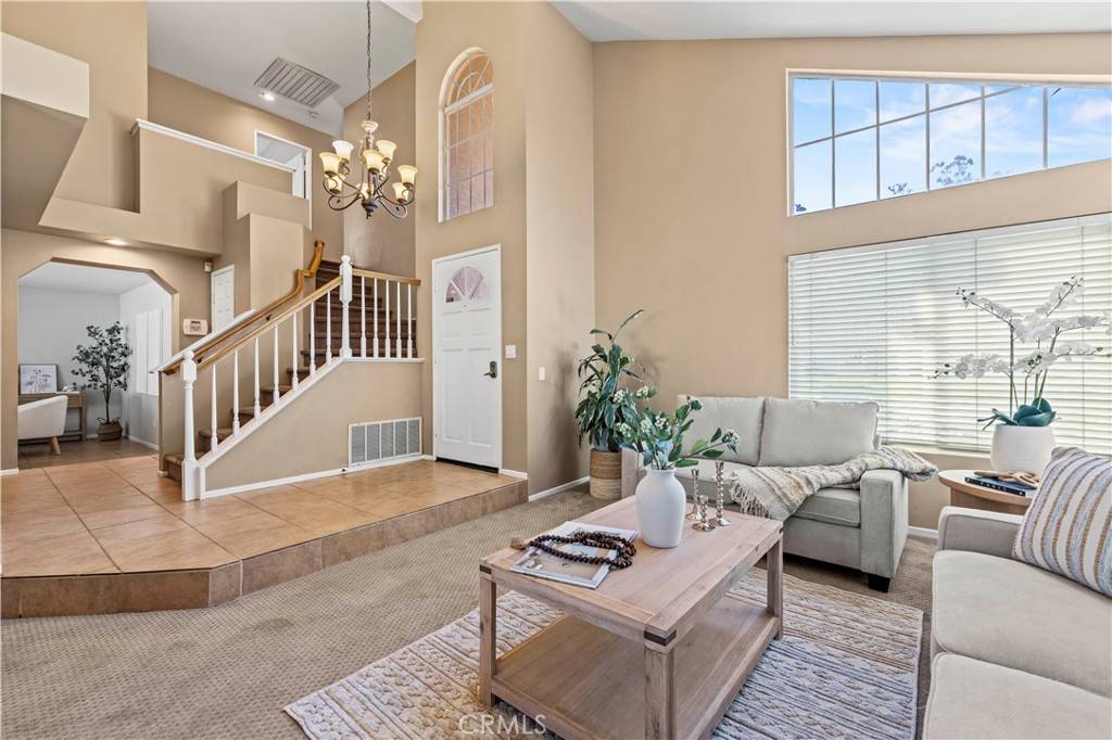 Castaic, CA 91384,27604 Firebrand DR