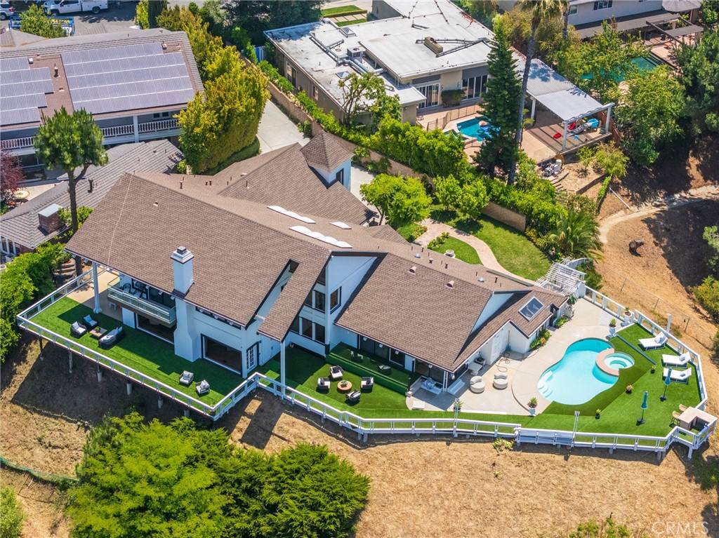 Los Angeles, CA 90077,15541 Aqua Verde DR