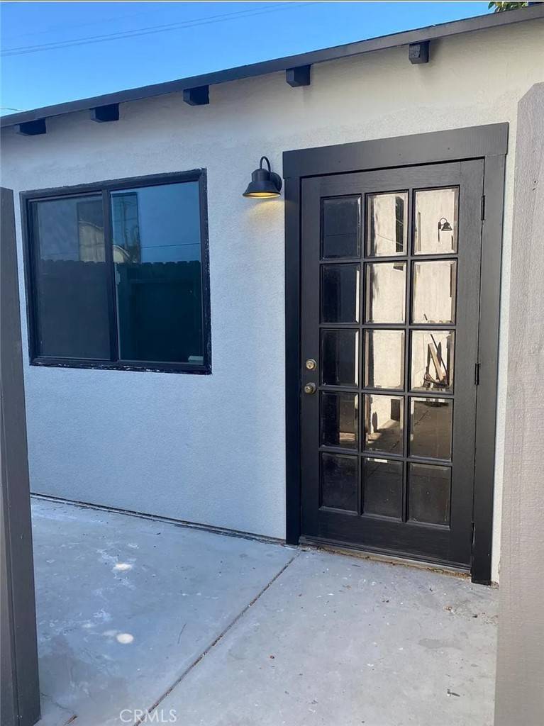 Los Angeles, CA 90064,2618 S Bentley AVE