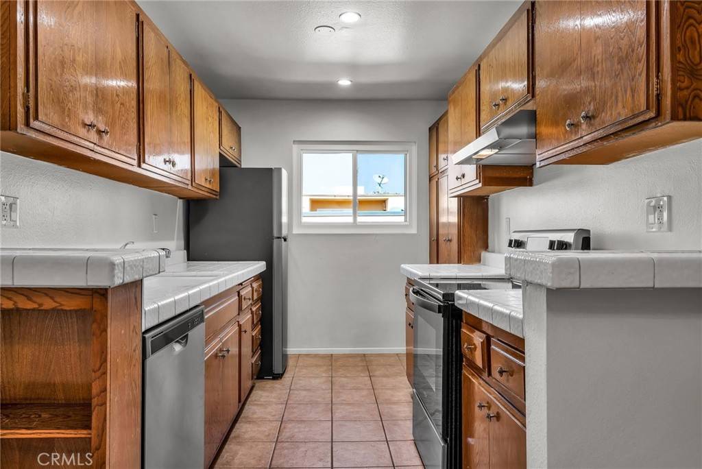 Encino, CA 91316,5414 Newcastle AVE #49