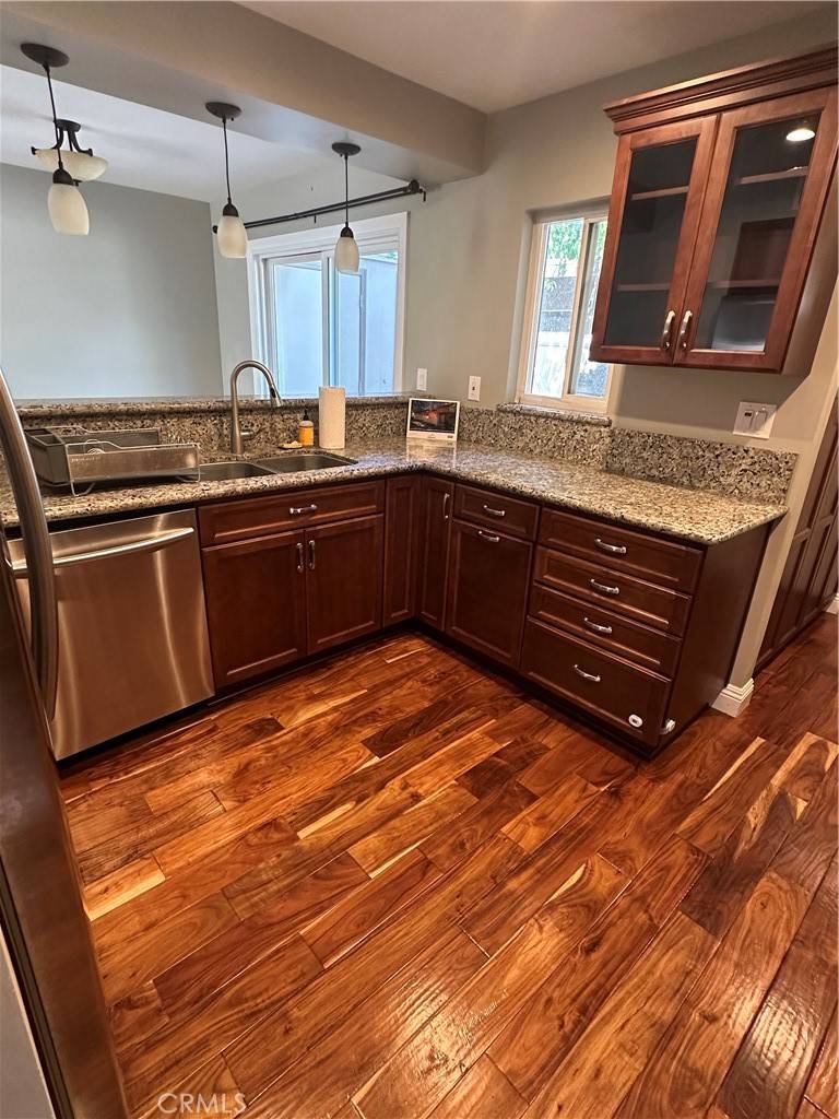 Agoura Hills, CA 91301,5319 Argos ST