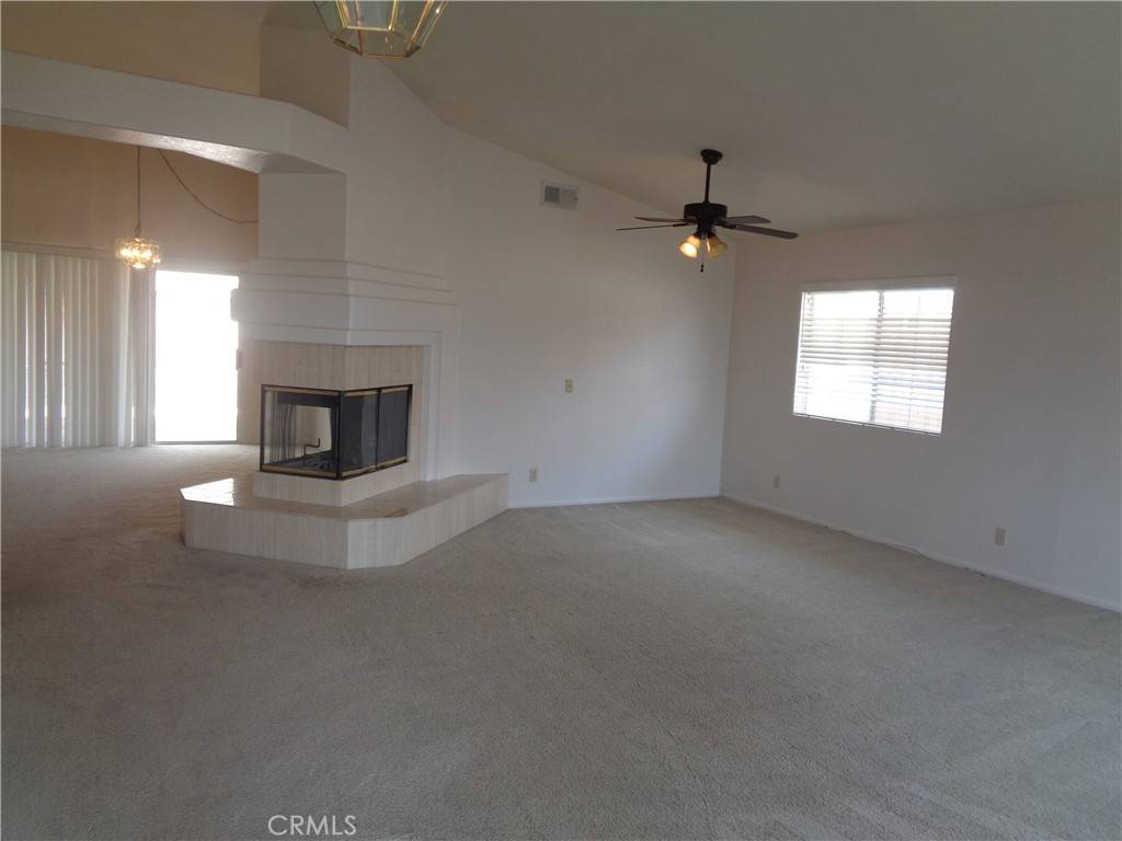 Rosamond, CA 93560,2425 Dixie ST