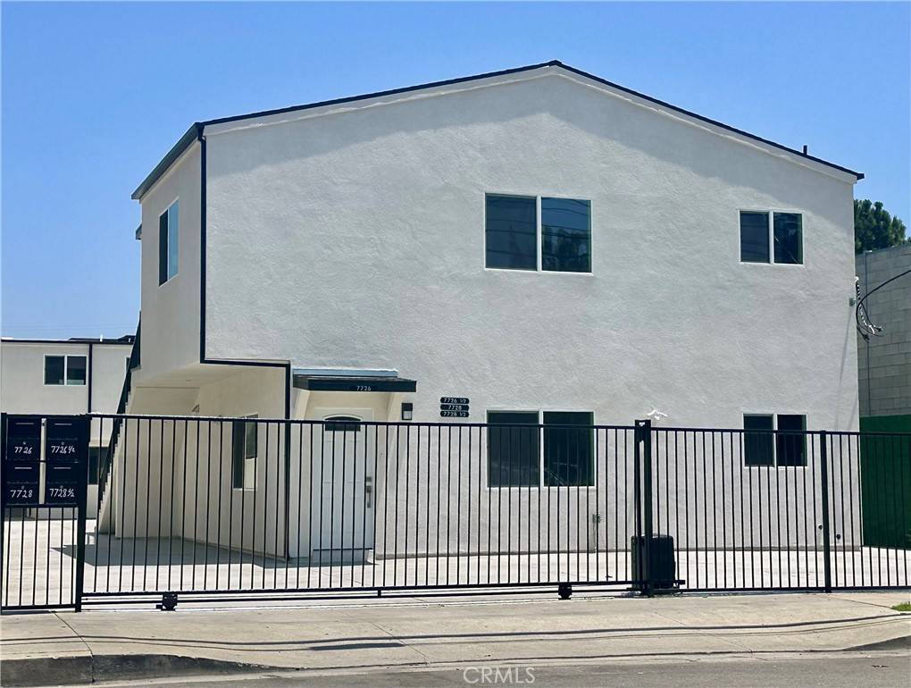 North Hollywood, CA 91605,7728 Laurel Canyon Blvd