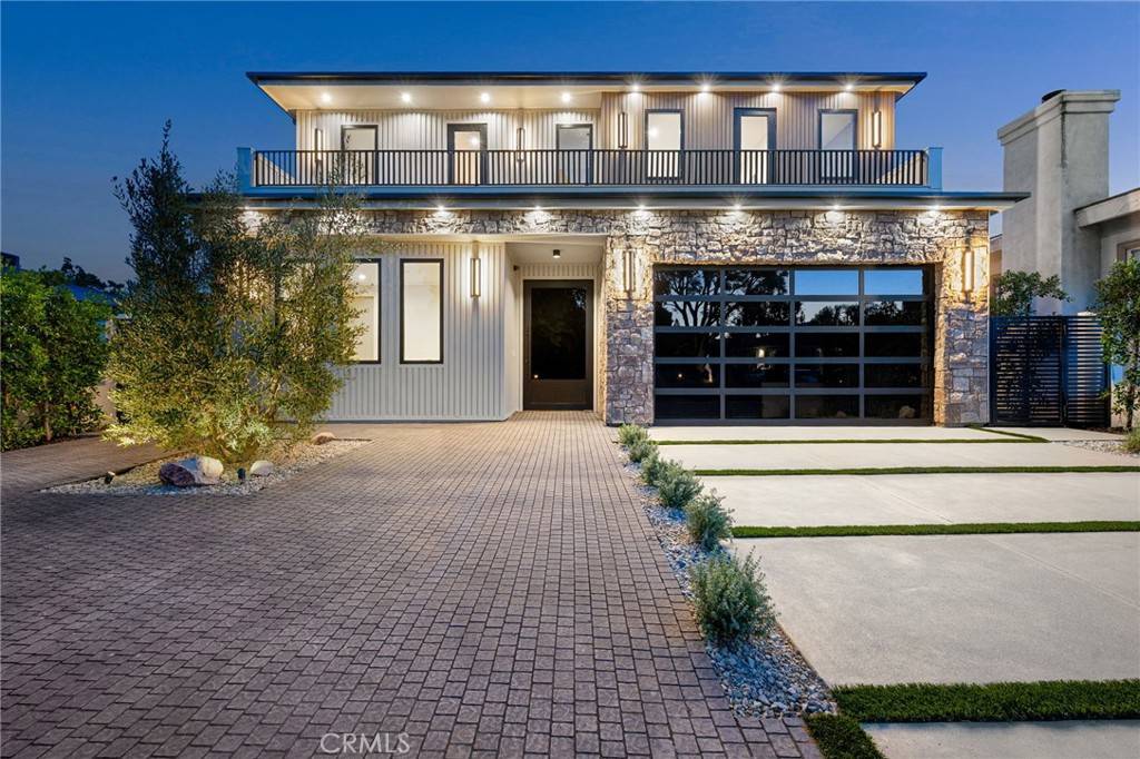 Encino, CA 91436,16728 Morrison ST