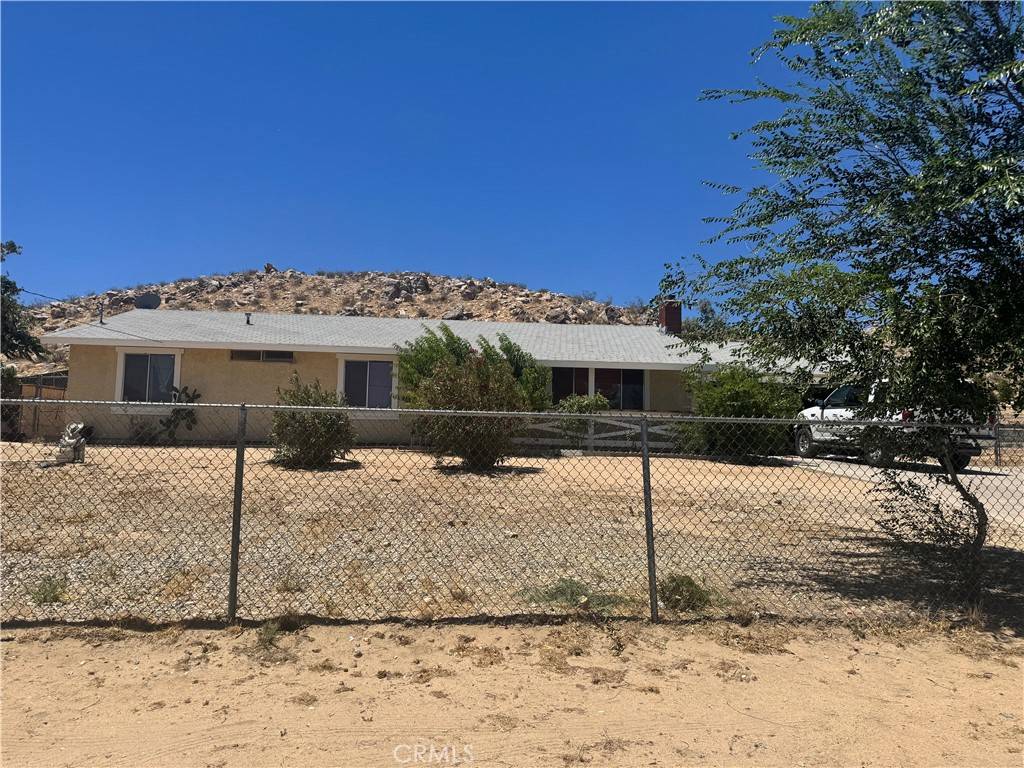 Lake Los Angeles, CA 93591,16840 Mackennas Gold AVE