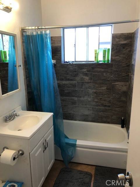 North Hollywood, CA 91601,5921 Cahuenga BLVD #6