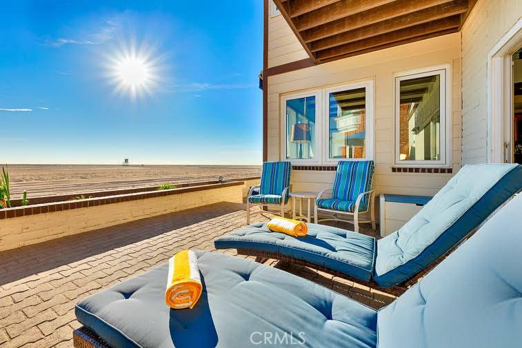 Newport Beach, CA 92661,514 W Oceanfront