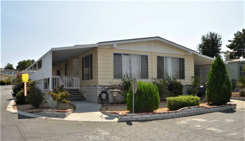 Hemet, CA 92543,1536 S State #22