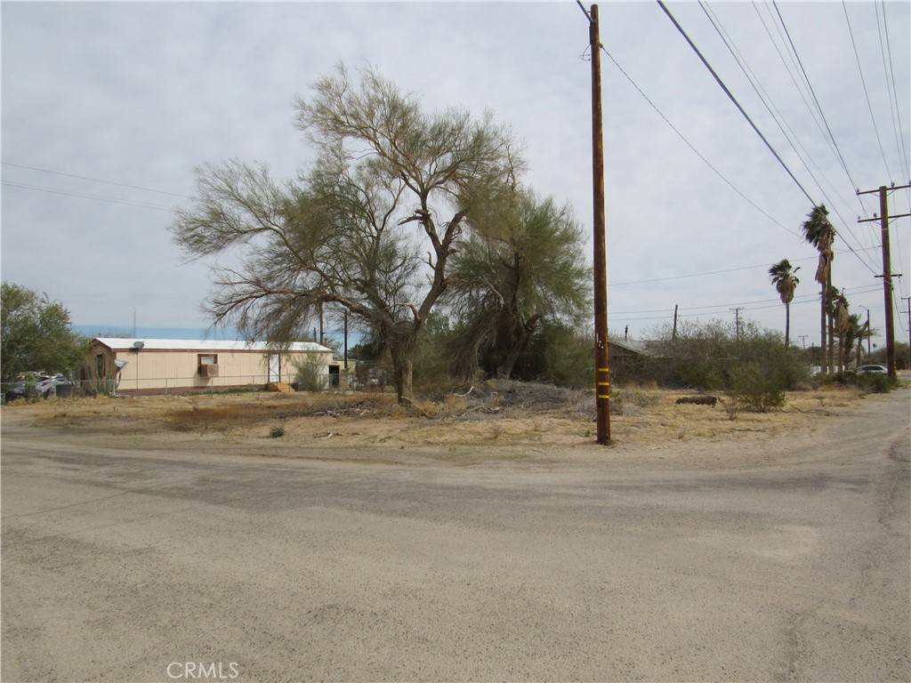 Blythe, CA 92225,18240 Blythe WAY