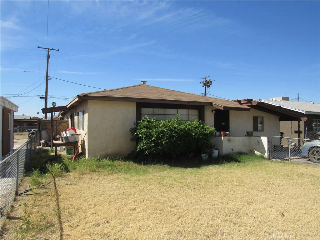 Blythe, CA 92225,436 Ave. B E