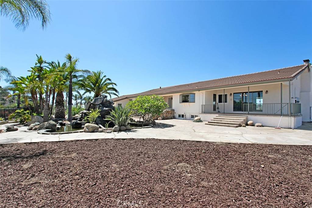 Fallbrook, CA 92028,1531 Sleeping Indian RD