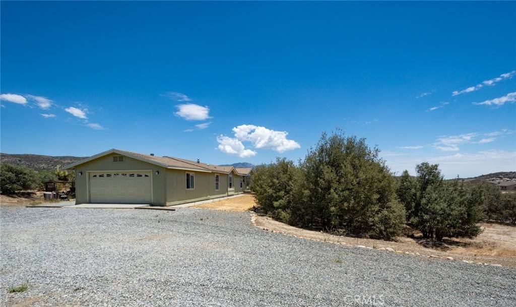 Anza, CA 92539,42810 El Campo RD