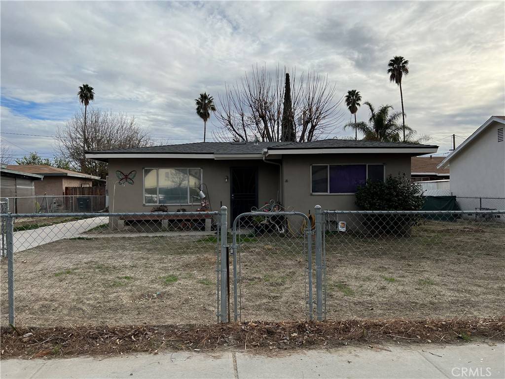 Hemet, CA 92543,957 E Oakland AVE