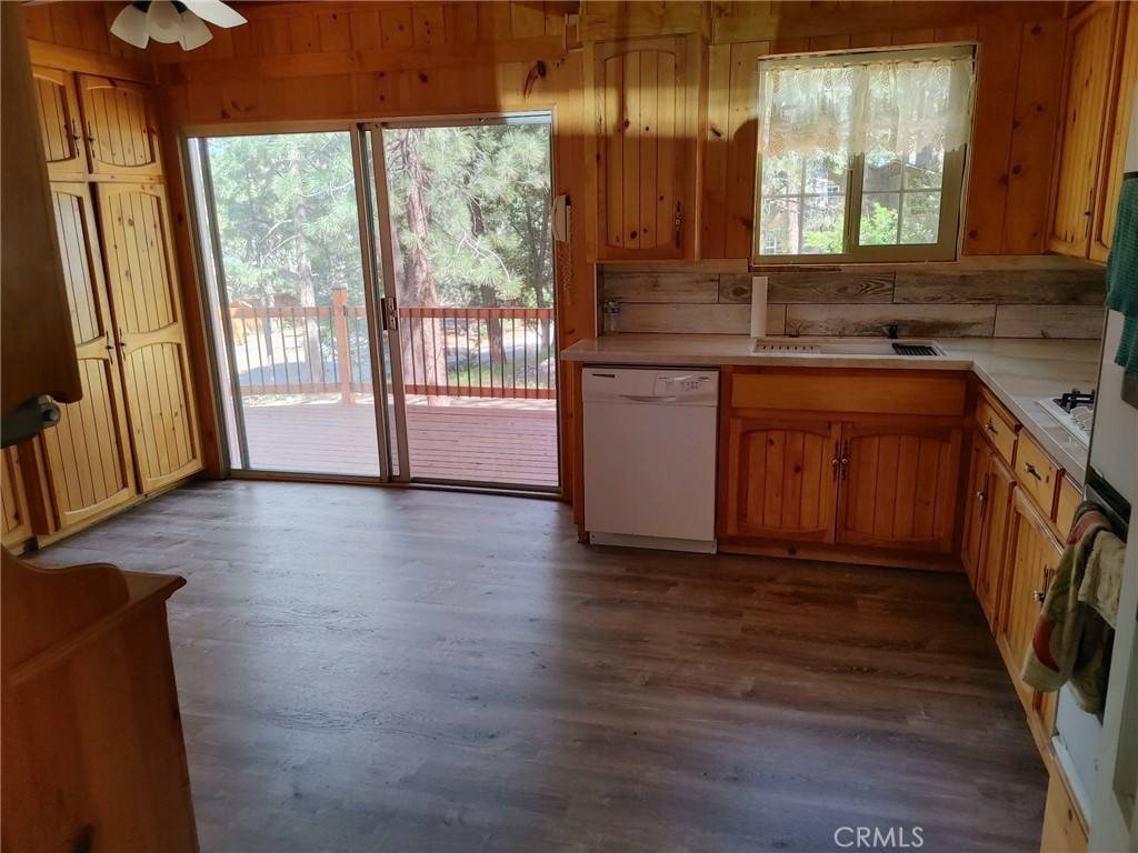 Wrightwood, CA 92397,959 Quail RD