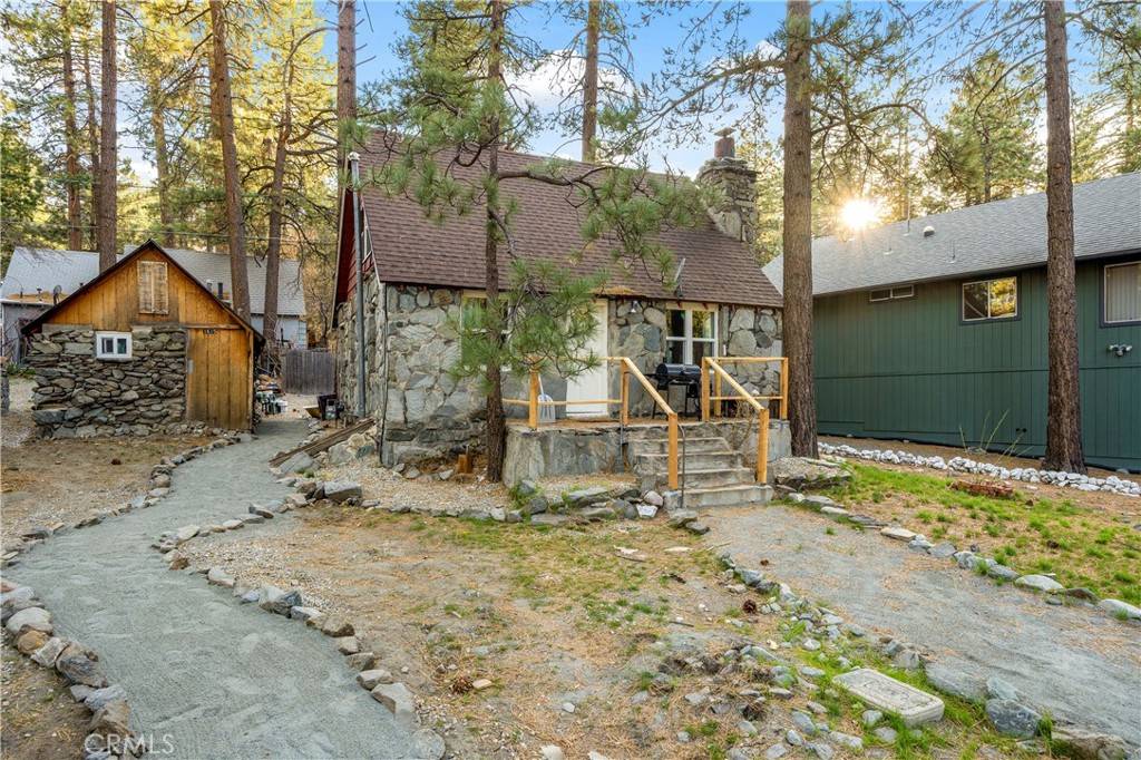 Wrightwood, CA 92397,1609 Virginia ST