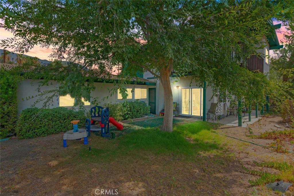 Tujunga, CA 91042,9301 Creemore DR