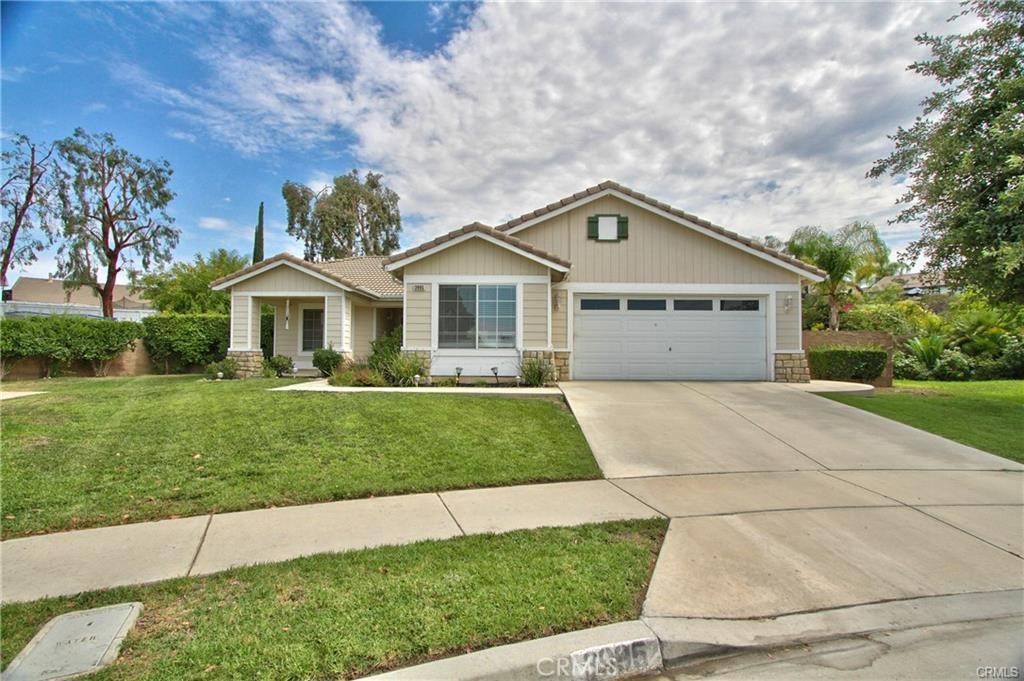 Corona, CA 92883,3995 Camelback CIR