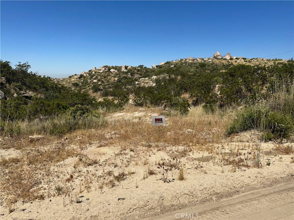 Aguanga, CA 92536,982 Crazy Horse Canyon Dr