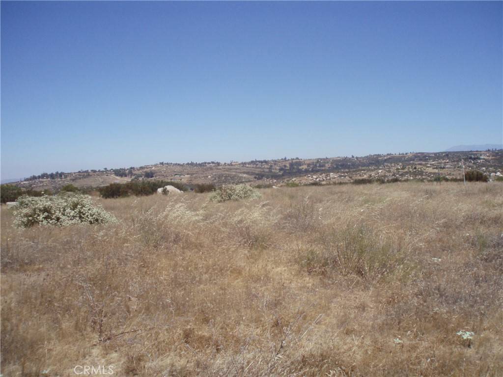 Hemet, CA 92544,6 Avenida Sierra Rojo