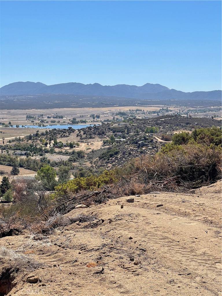 Aguanga, CA 92536,899 Lake Canyon DR