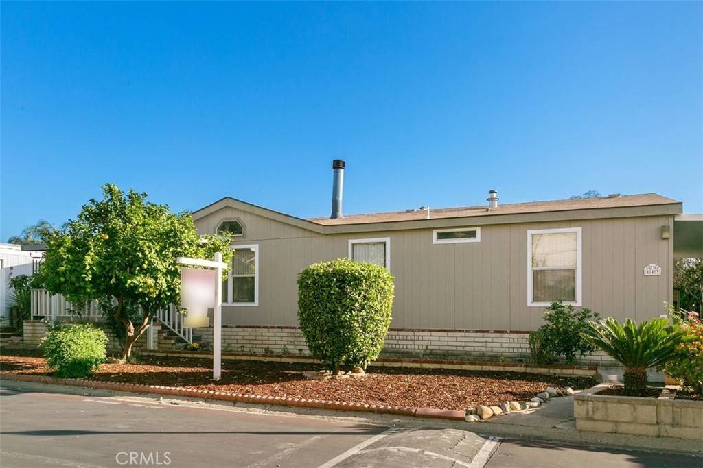 Anaheim, CA 92807,5815 E La Palma AVE E #143