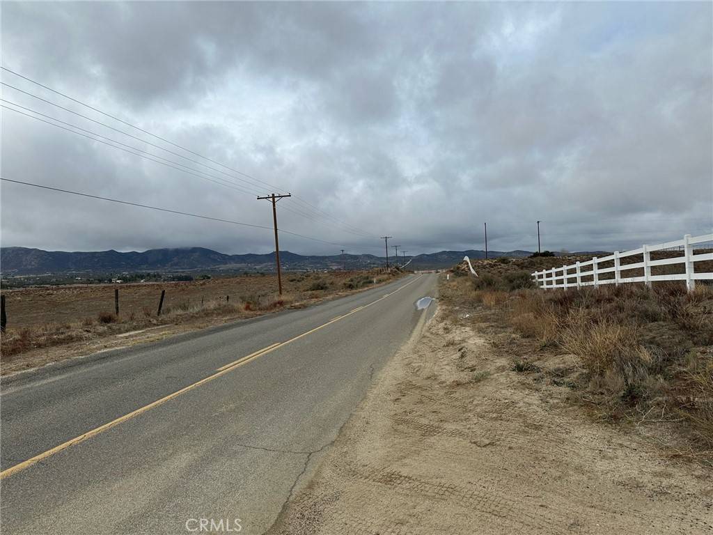 Anza, CA 92539,60020 Coyote Canyon RD