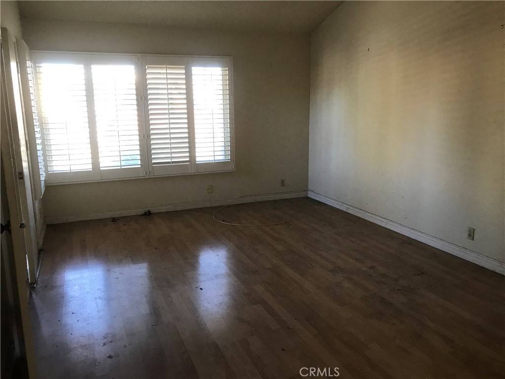 Vista, CA 92084,739 Nob CIR