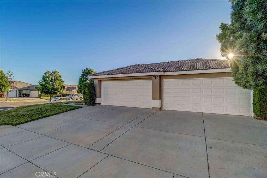 Wildomar, CA 92595,21923 Heliotrope LN