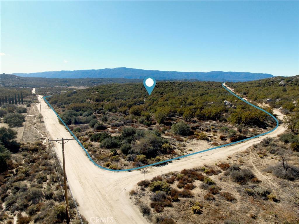 Aguanga, CA 92536,1 Laura LN